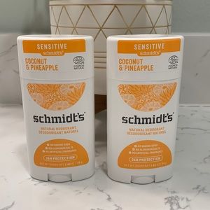 Schmidt’s natural deodorant Sensitive